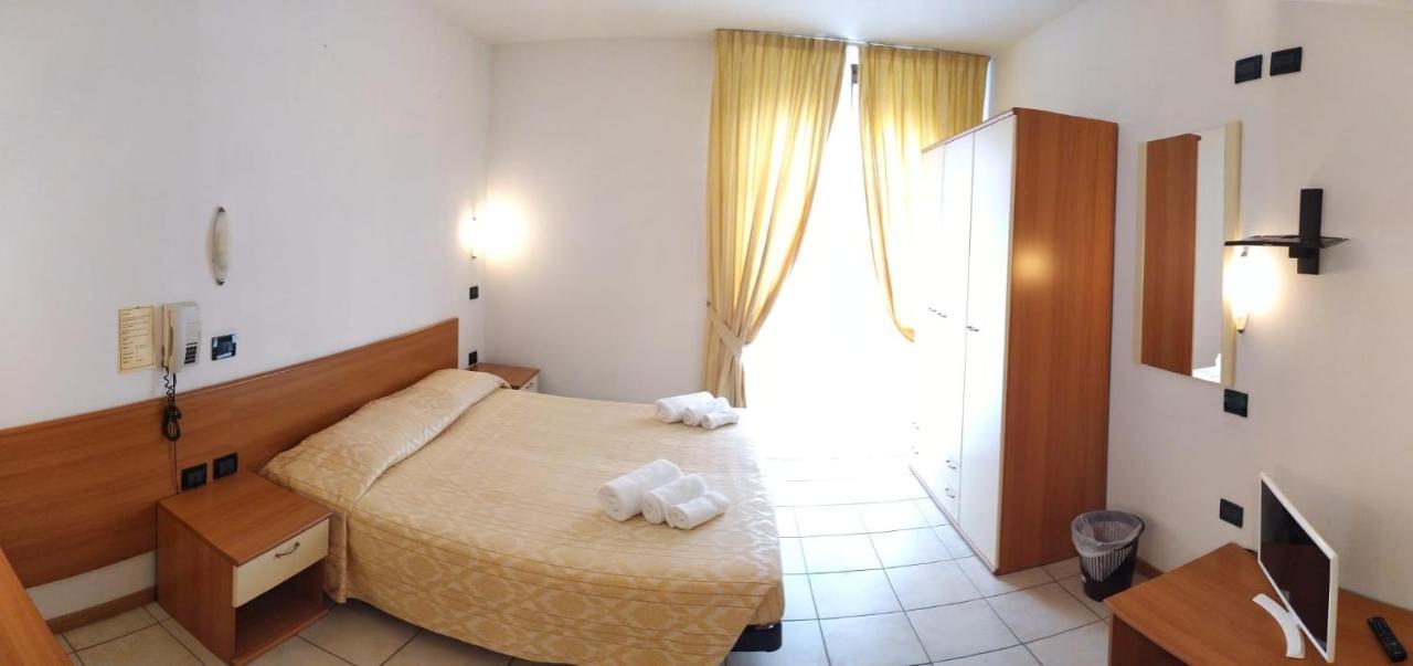 Hotel La Pace Bagno di Romagna Exteriör bild