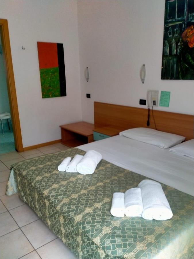 Hotel La Pace Bagno di Romagna Exteriör bild